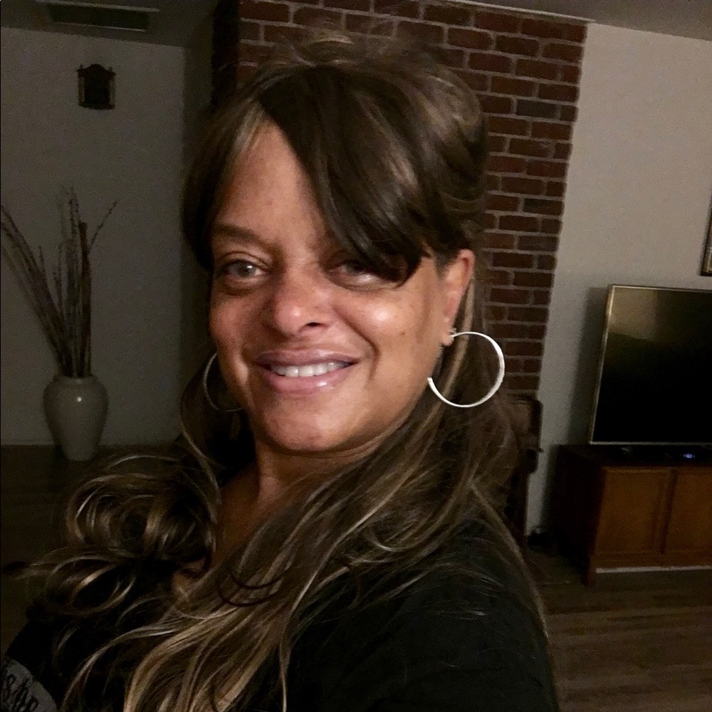 Meet your Posher, Deanna